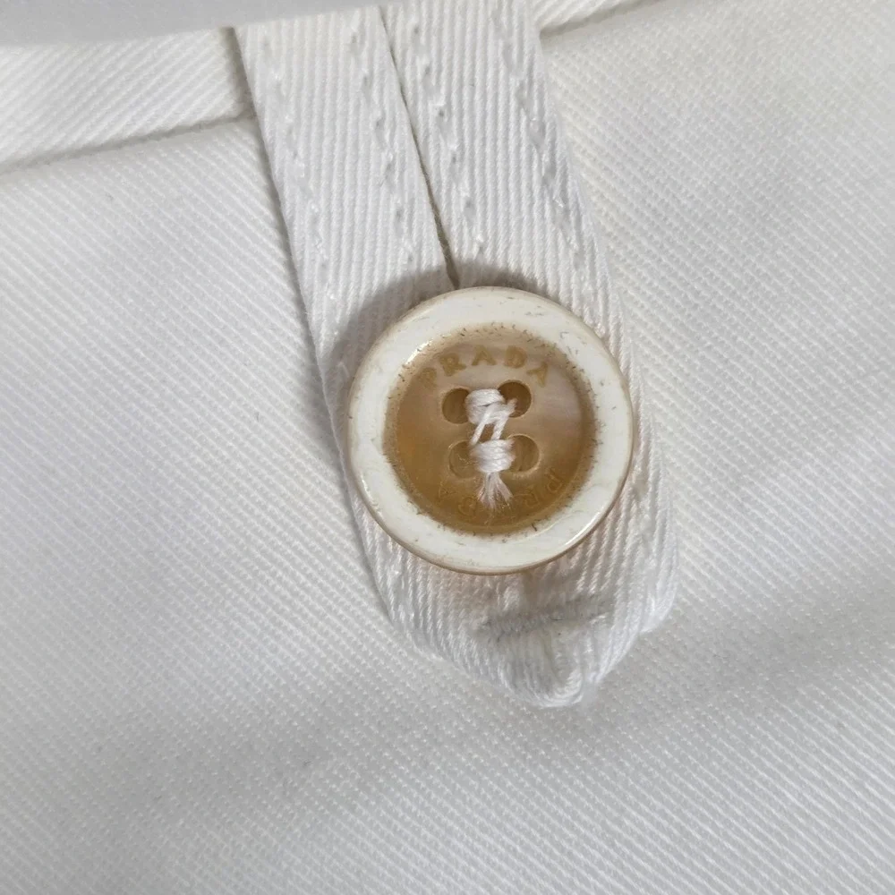Prada NEW Women 10 Gabardine Stretch Shorts Bianco White Pleated Cuffed Vintage